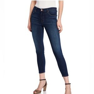 J Brand capri Dark wash Sz 28 like new